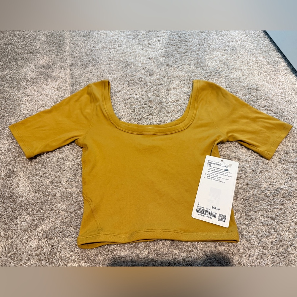 Lululemon ribbed held tight tee